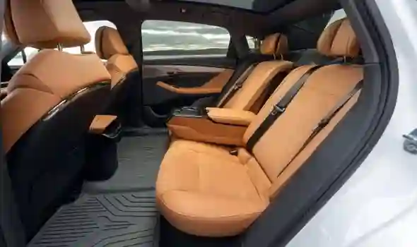 Новость VOYAH (НА ПУСТОМ БАКЕ. МЫ ИСПЫТАЛИ НОВЫЙ VOYAH PASSION EVR РОССИЙСКОЙ СБОРКИ)